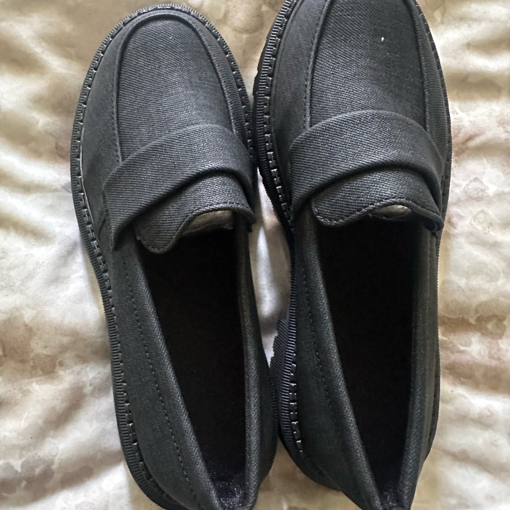 Women’s Black Loafers